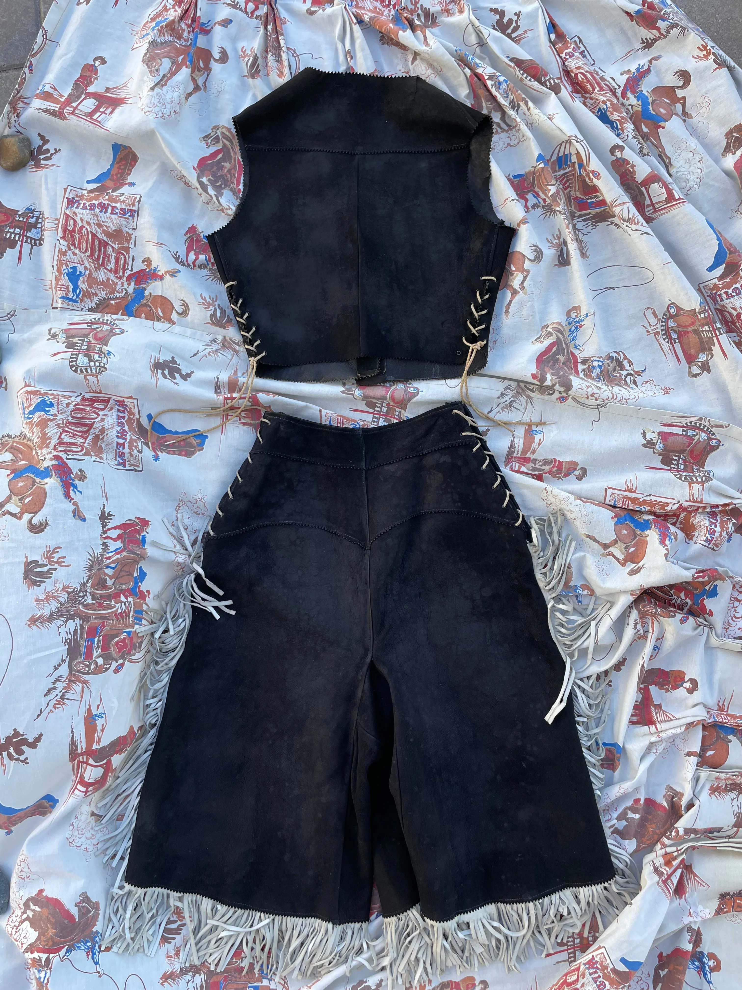 1940s Suede Lace Up Cowgirl Split Skirt Ensemble