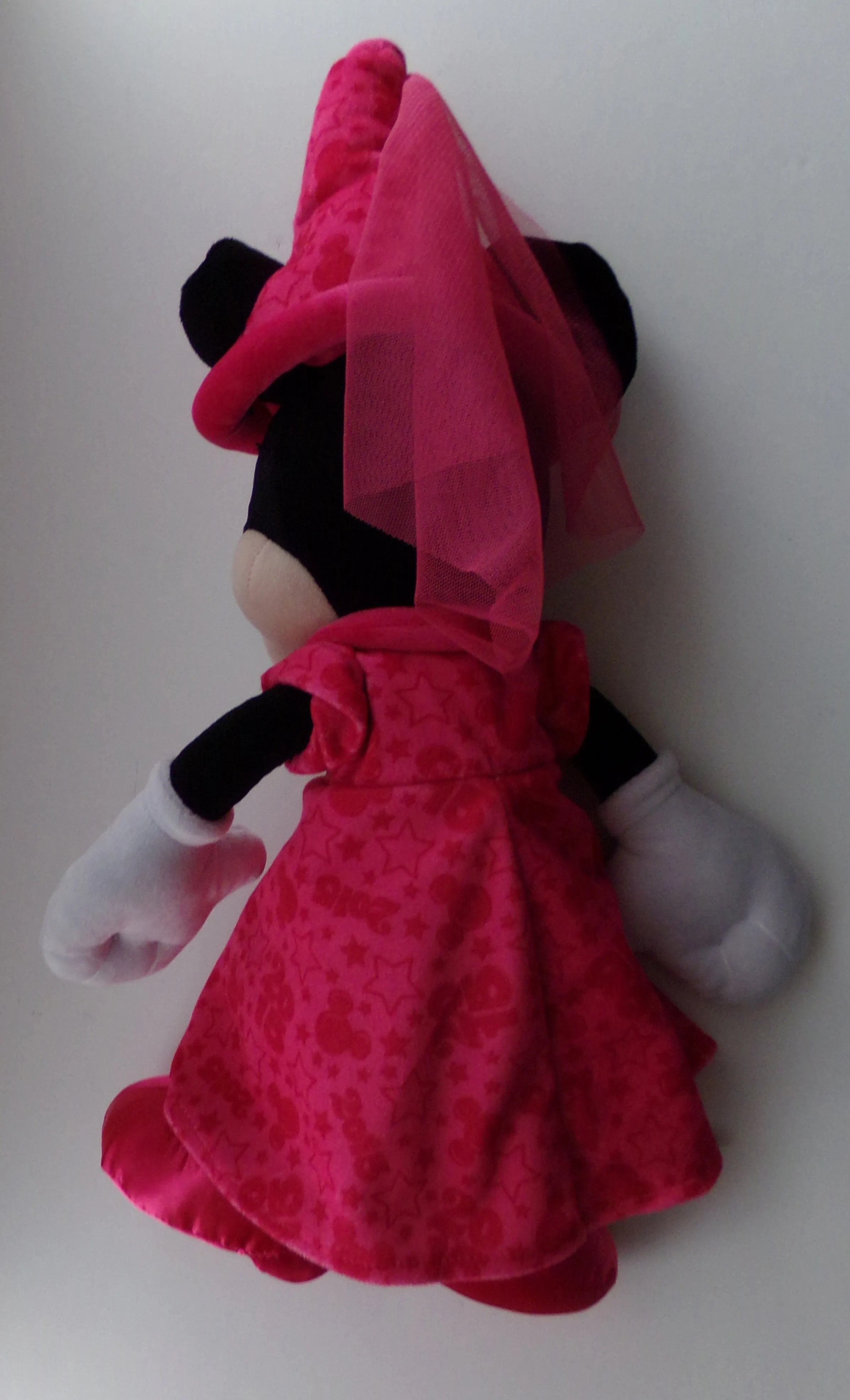 2015 Disney Limited Edition Minnie Mouse Princess