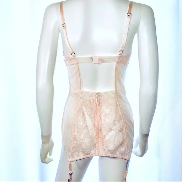36C VS Victoria’s Secret Sexy Babydoll Garter nightie lingerie Bustier Slip