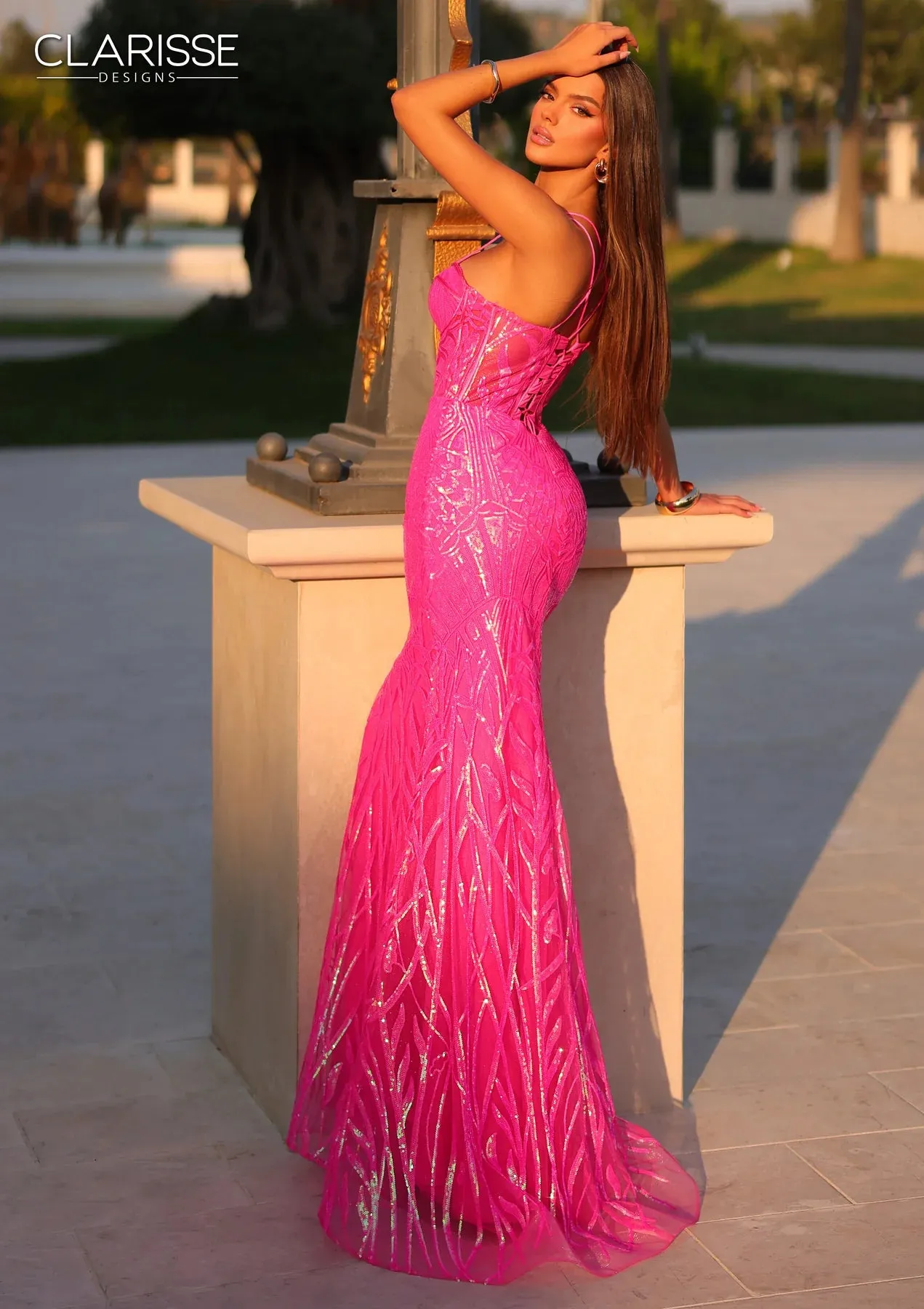 811161 Fuchsia Clarisse