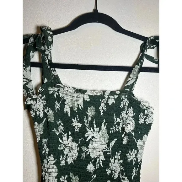 Abercrombie Size S Green Tie-Strap Floral Smocked Midi Dress