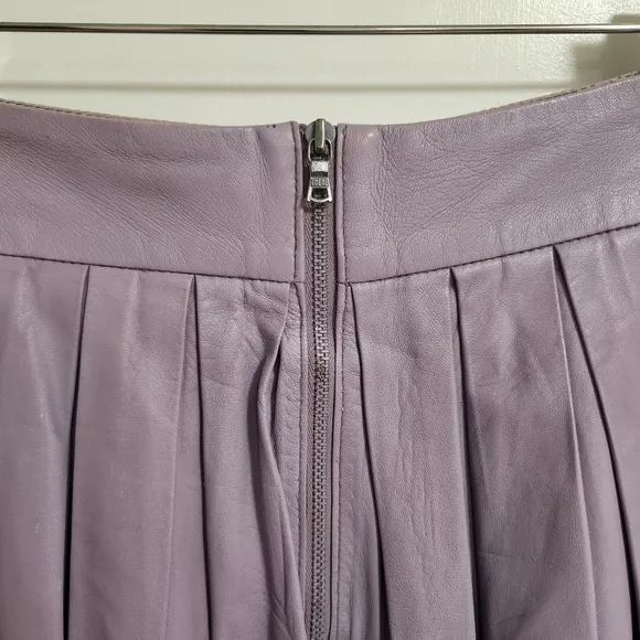 Alice Olivia Lambskin pleated mini skirt