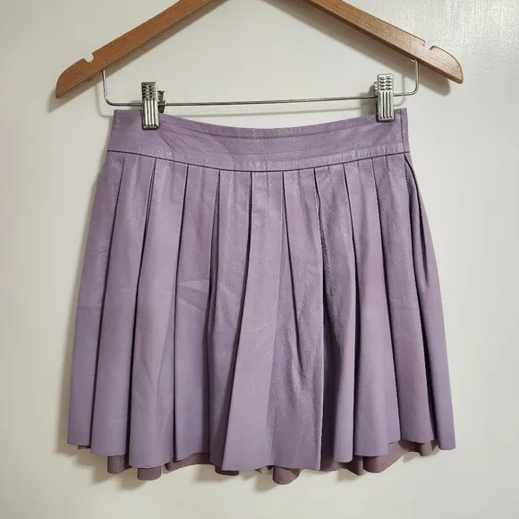 Alice Olivia Lambskin pleated mini skirt