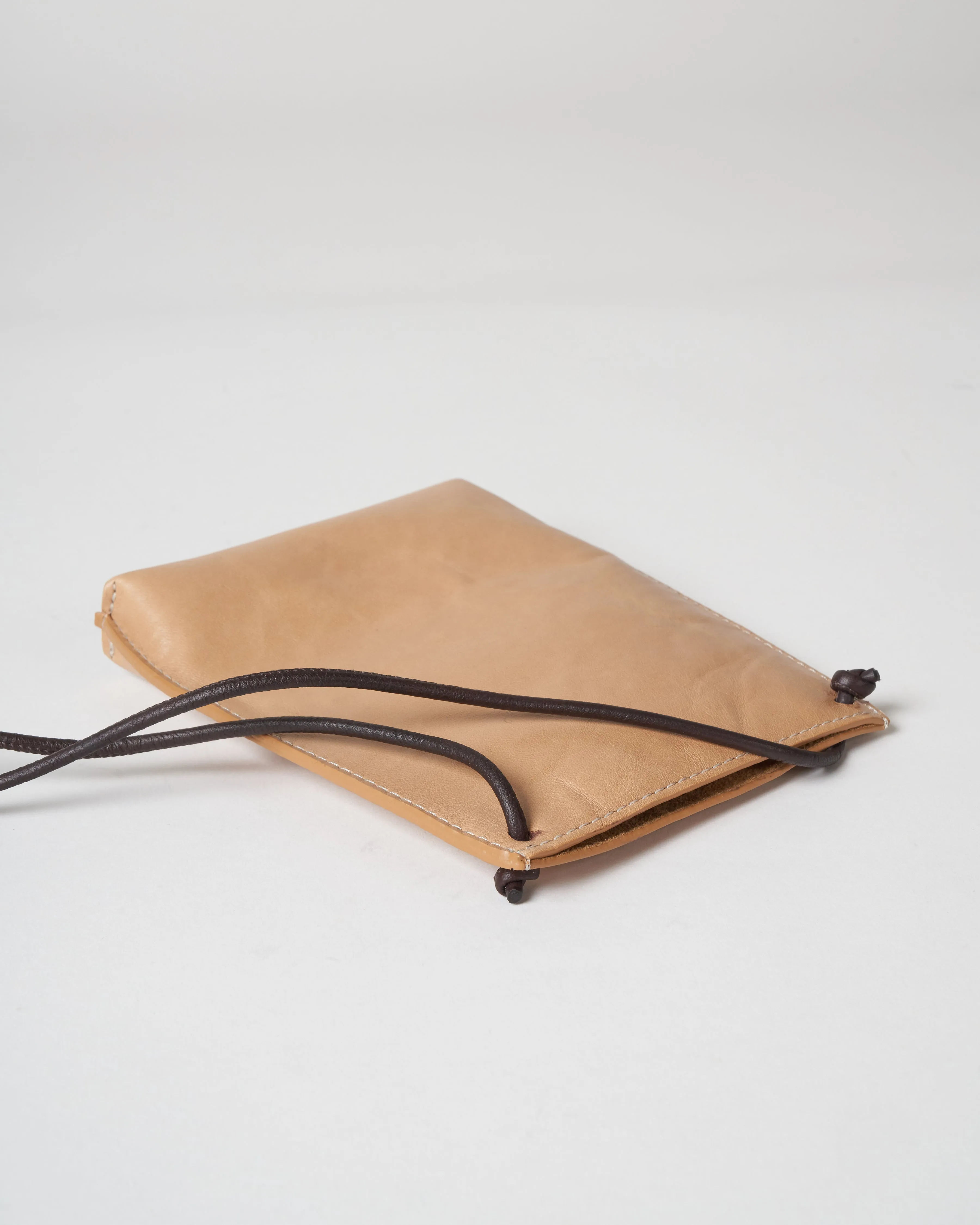 cell pouch - manila vintage