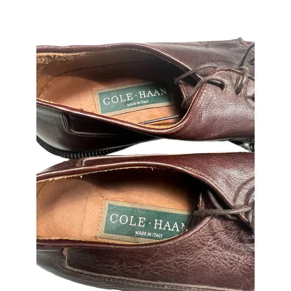 COLE HAAN - Italian made leather lace-up Size 8.5 NWOT