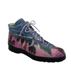 Icon Native American Graphic Print Short Boots Leather Women Sz 9M USA Artsy