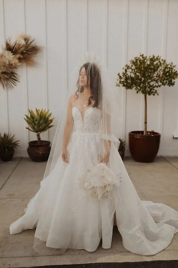 Ivory Ball Gown Strapless Sweetheart Lace Appliques Wedding Dresses, MW958