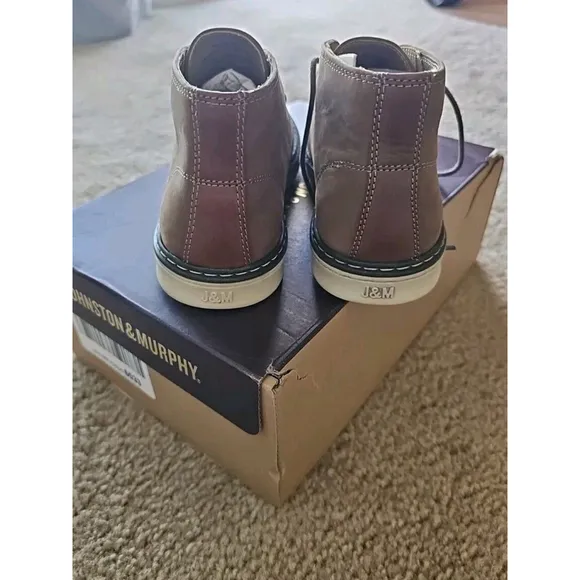 Johnston &amp; Murphy McGuffey Chukka Boots Boy's Size 2.5 Grey Oiled Nubuck NEW $65