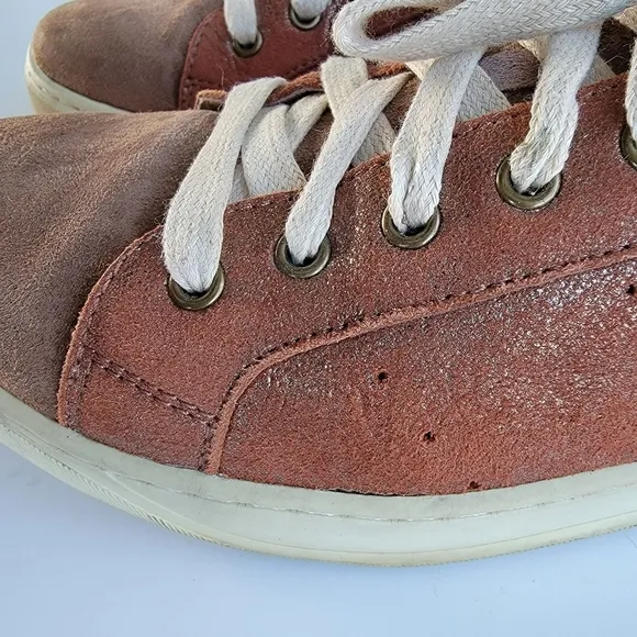 Johnston &amp; Murphy Sneaker Distressed  Suede Leather Size 8