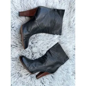 Marc Jacobs Black Leather Slouchy Boots EUC Size 38.5 = US 8.5