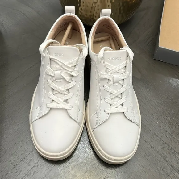 Mens Vionic Lucas White