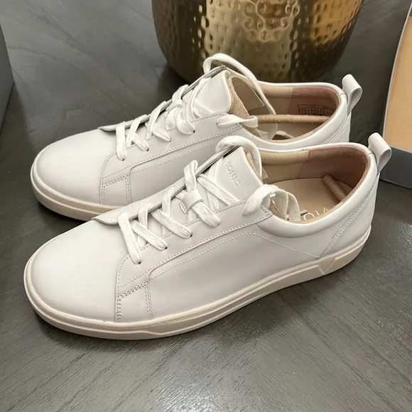 Mens Vionic Lucas White