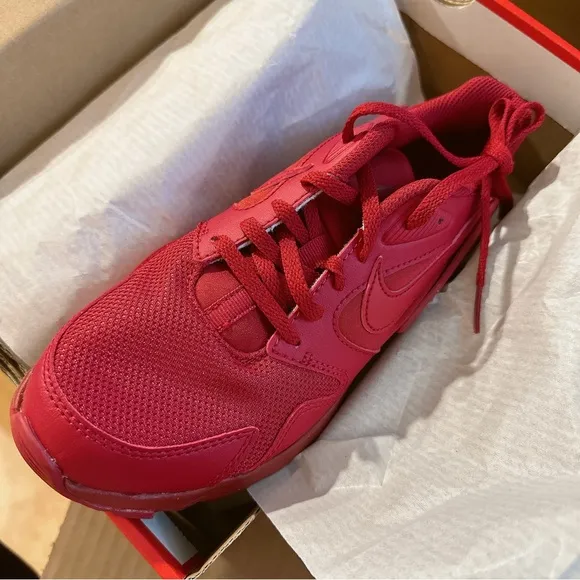 Nike LD Victory Sneaker