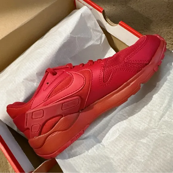 Nike LD Victory Sneaker