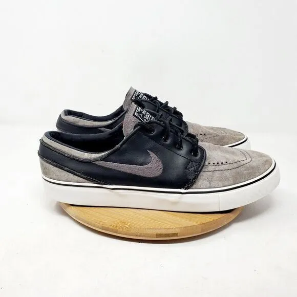Nike SB Stefan Janoski Shoes Mens 9.5 Black Grey Suede Lace Up Low Sneakers