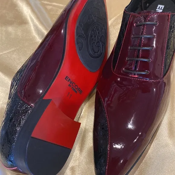 NWB Fiesso LEATHER Genuine RED Patent shoe FI3239