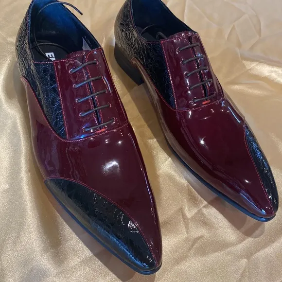 NWB Fiesso LEATHER Genuine RED Patent shoe FI3239