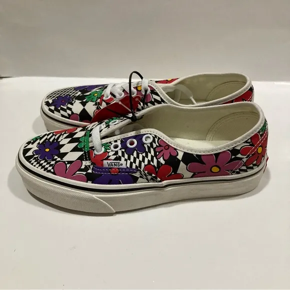 NWOT Vans shoes