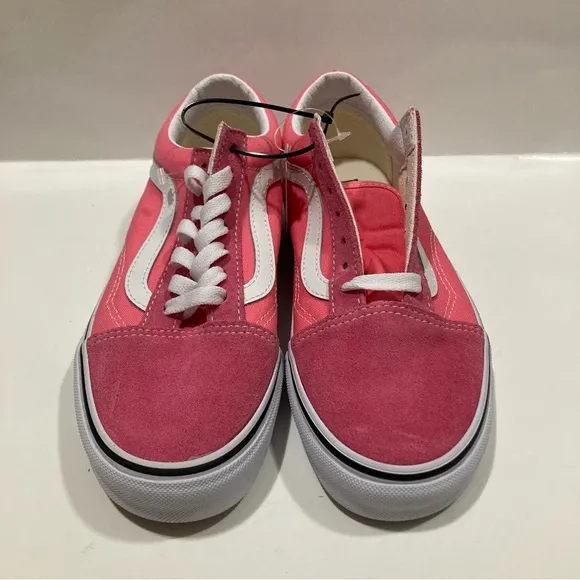 NWOT Vans shoes