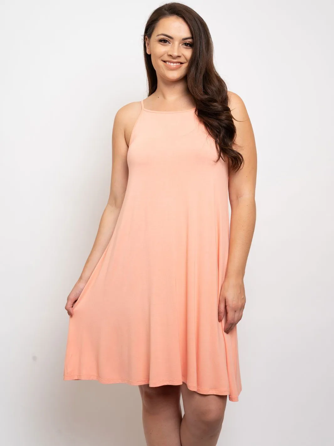 PLUS SIZE SLEEVELESS MIDI DRESS