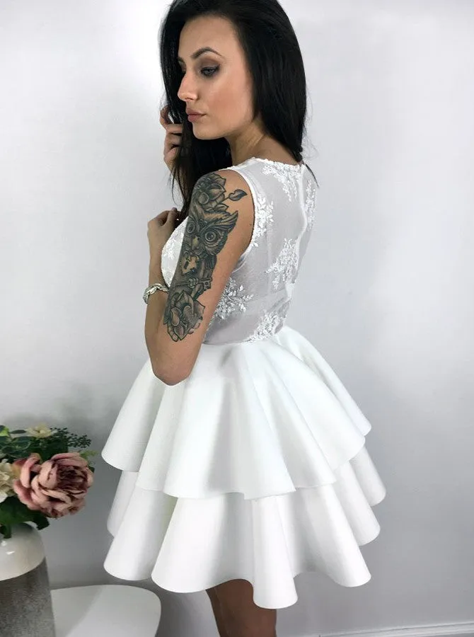 Tiered White V-neck Short Homecoming Dresses With Applique