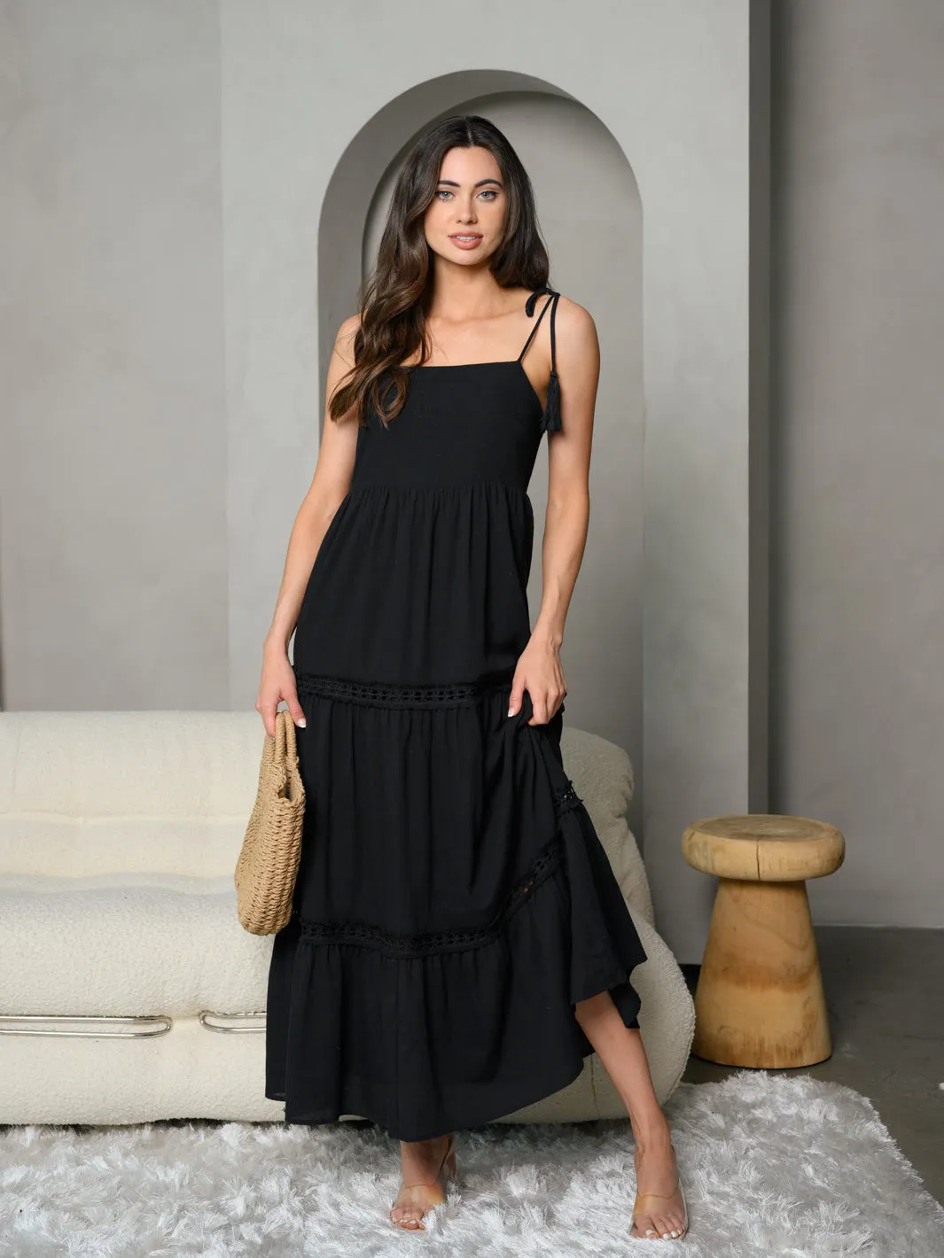 WOMEN'S TASSEL STRAP TIERED MAXI DRESS