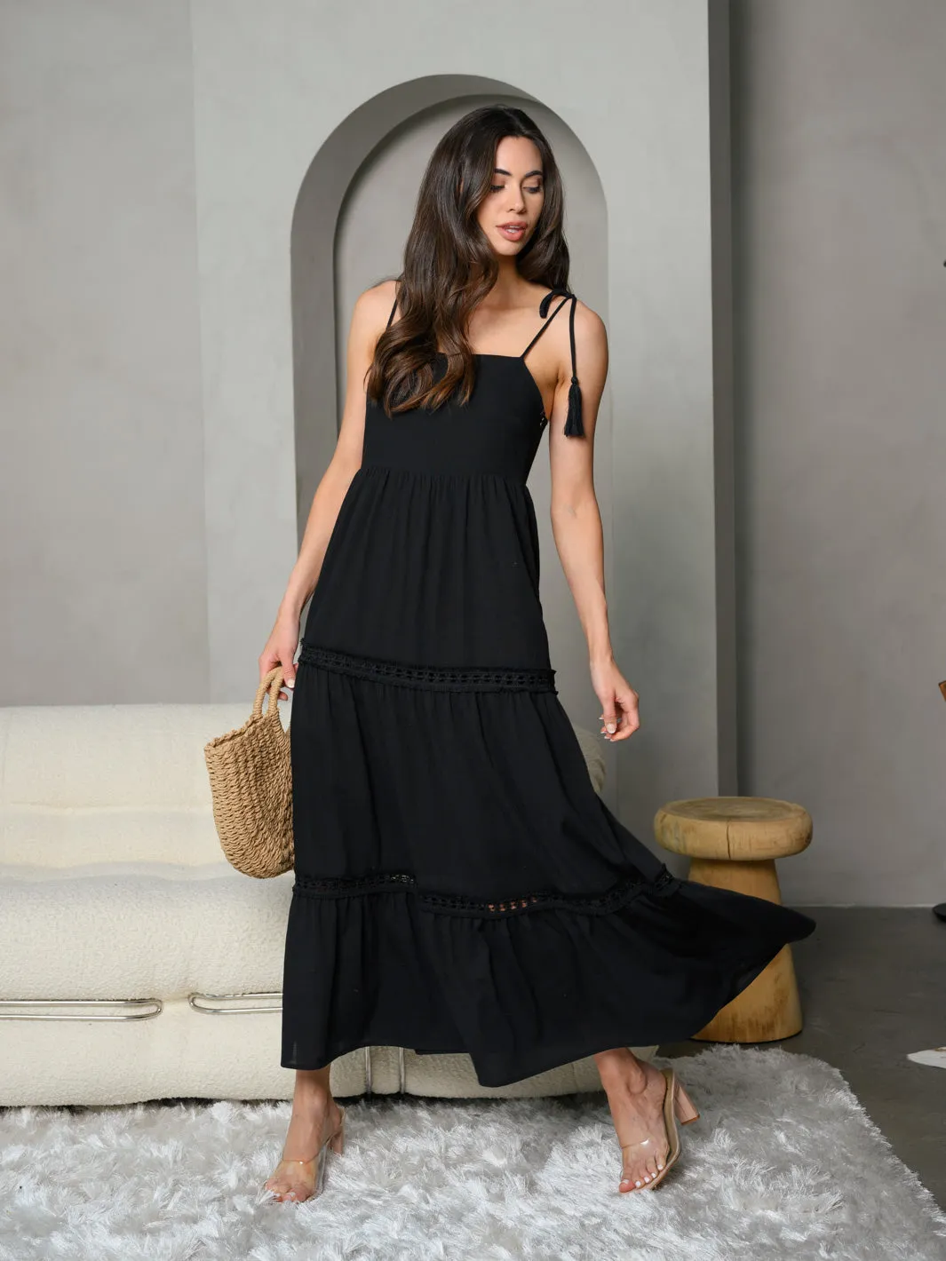 WOMEN'S TASSEL STRAP TIERED MAXI DRESS